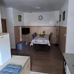 Zirnberg Апарт-отель 3*