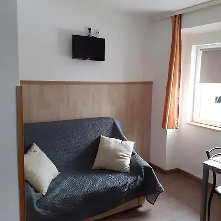 Apart Otel Zirnberg 3*