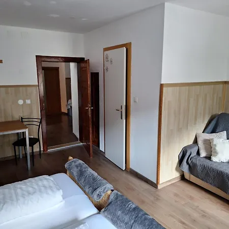 Zirnberg Apart Otel