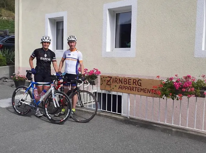 Aparthotel Zirnberg Flattach